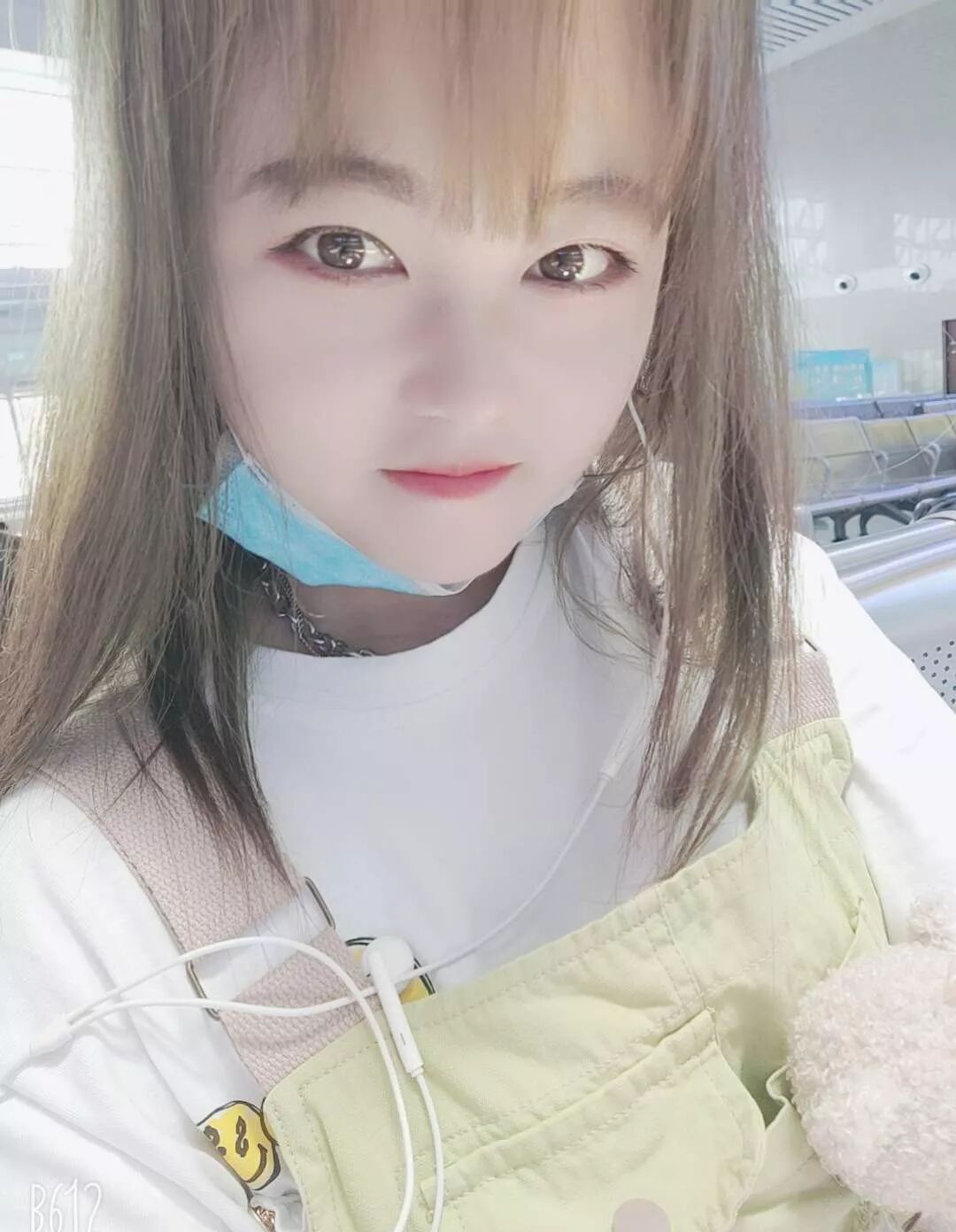 第一次出来做的小萌妹，细皮嫩肉玉体特别诱人，什么都听你的