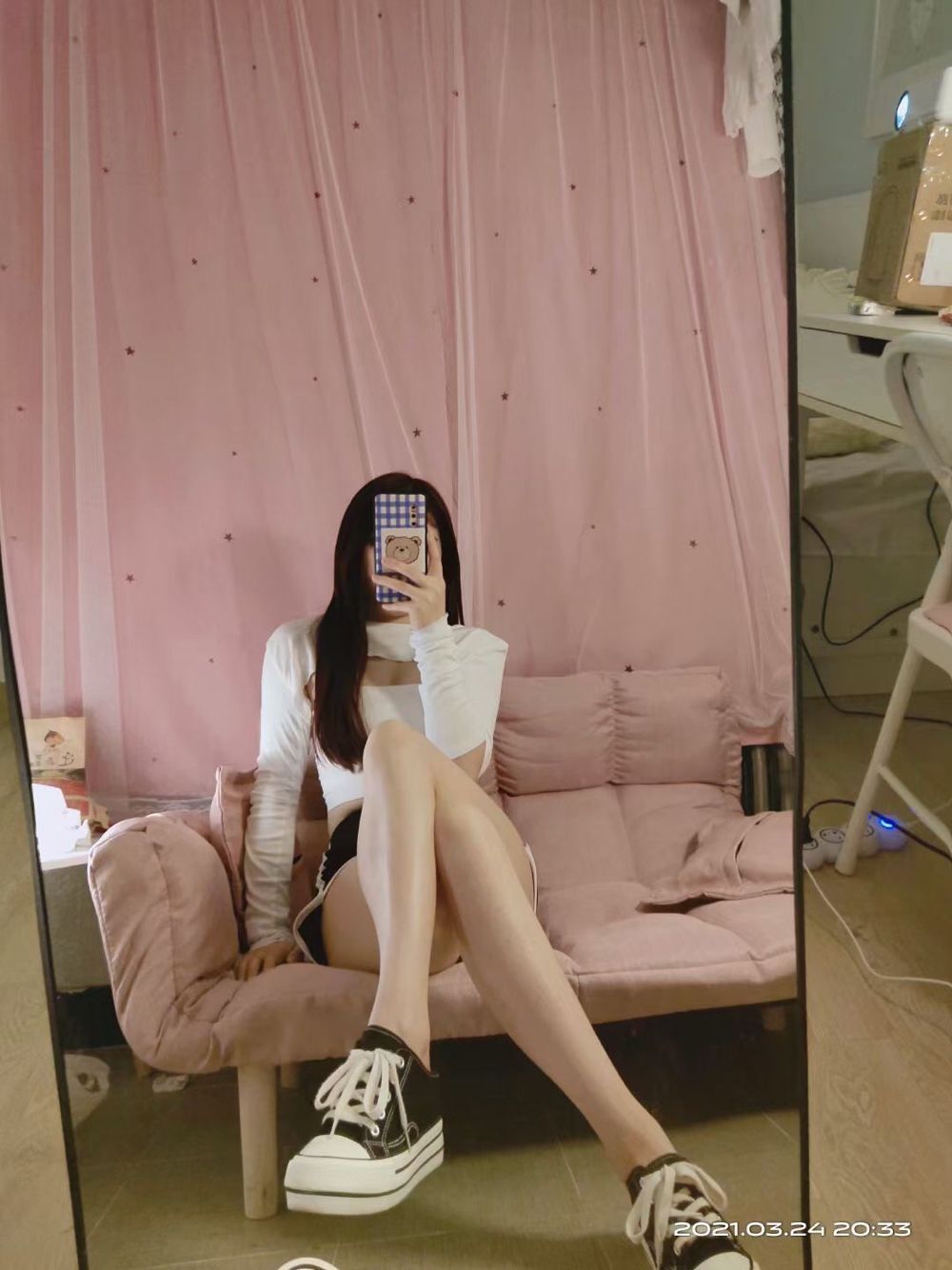 布依族的语雪小姐姐，大眼睛会说话，百分百粉鲍鱼