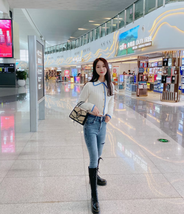 验证朝阳区一个很不错的小姐姐，胸DH好