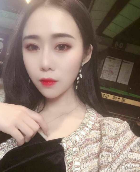 温柔的南南女友的感觉